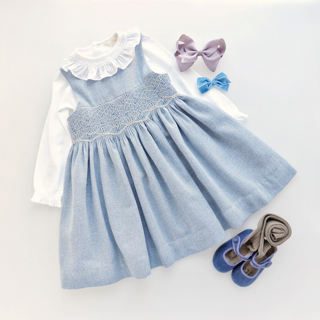 <img class='new_mark_img1' src='https://img.shop-pro.jp/img/new/icons1.gif' style='border:none;display:inline;margin:0px;padding:0px;width:auto;' />Kidiwi - Carmen pinafore dress (Blue) 