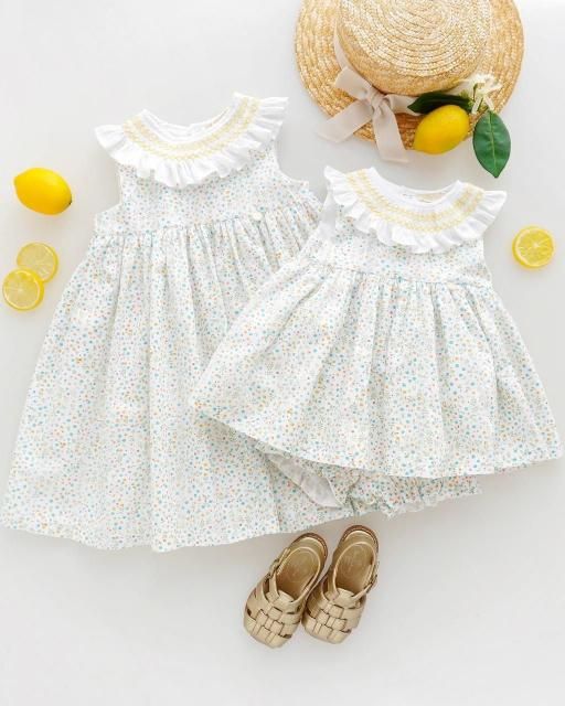 <img class='new_mark_img1' src='https://img.shop-pro.jp/img/new/icons1.gif' style='border:none;display:inline;margin:0px;padding:0px;width:auto;' />Yellow smocked collar dress