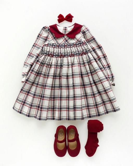 <img class='new_mark_img1' src='https://img.shop-pro.jp/img/new/icons1.gif' style='border:none;display:inline;margin:0px;padding:0px;width:auto;' />Ritha dress (Burgundy tartan)