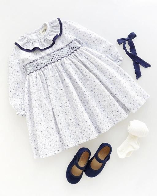 <img class='new_mark_img1' src='https://img.shop-pro.jp/img/new/icons1.gif' style='border:none;display:inline;margin:0px;padding:0px;width:auto;' />Filomena dress (Blue floral)