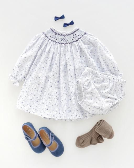 <img class='new_mark_img1' src='https://img.shop-pro.jp/img/new/icons1.gif' style='border:none;display:inline;margin:0px;padding:0px;width:auto;' />Filomena bishop dress (Blue floral)