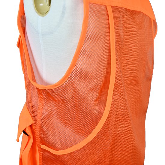 暑い時期でも使用可能なメッシュ生地を多用 TAGAMI Orange Mesh Vest タガミ オレンジメッシュ 狩猟用ベスト 2024