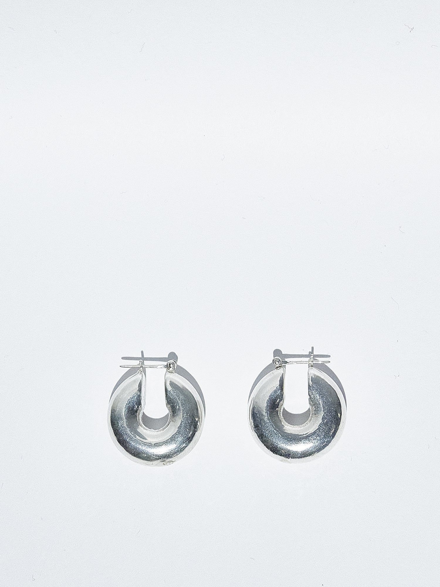 LUNA / Luna single earrings