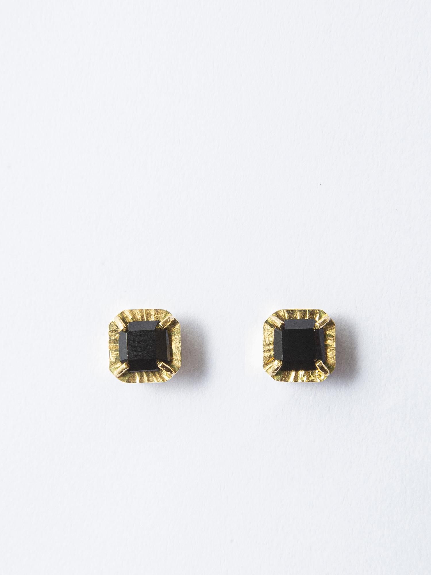 HELIOS / Onyx square earrings - GIGI Jewelry