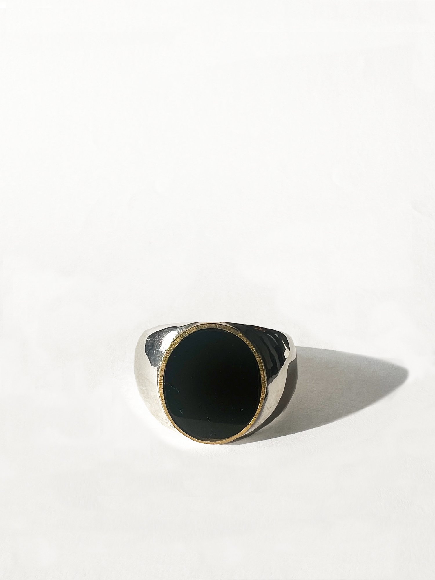 ARTEMIS / Artemis stone signet ring  / Onyx
