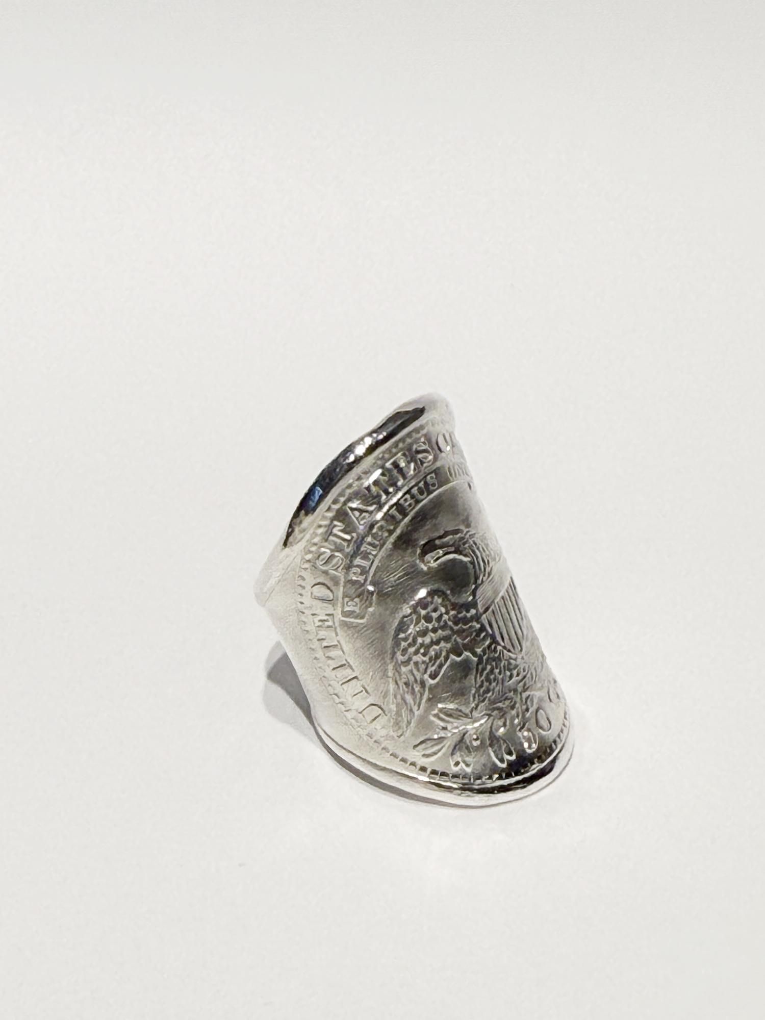 ARTEMIS / Artemis capped bust ring