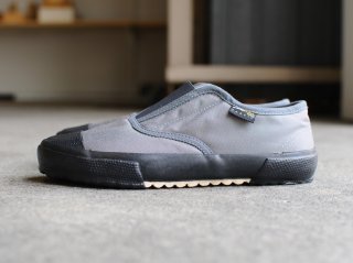 ＜REPRODUCTION OF FOUND/リプロダクションオブファウンド＞ITALIAN MILITARY TRAINER(Gray×Black Sole)