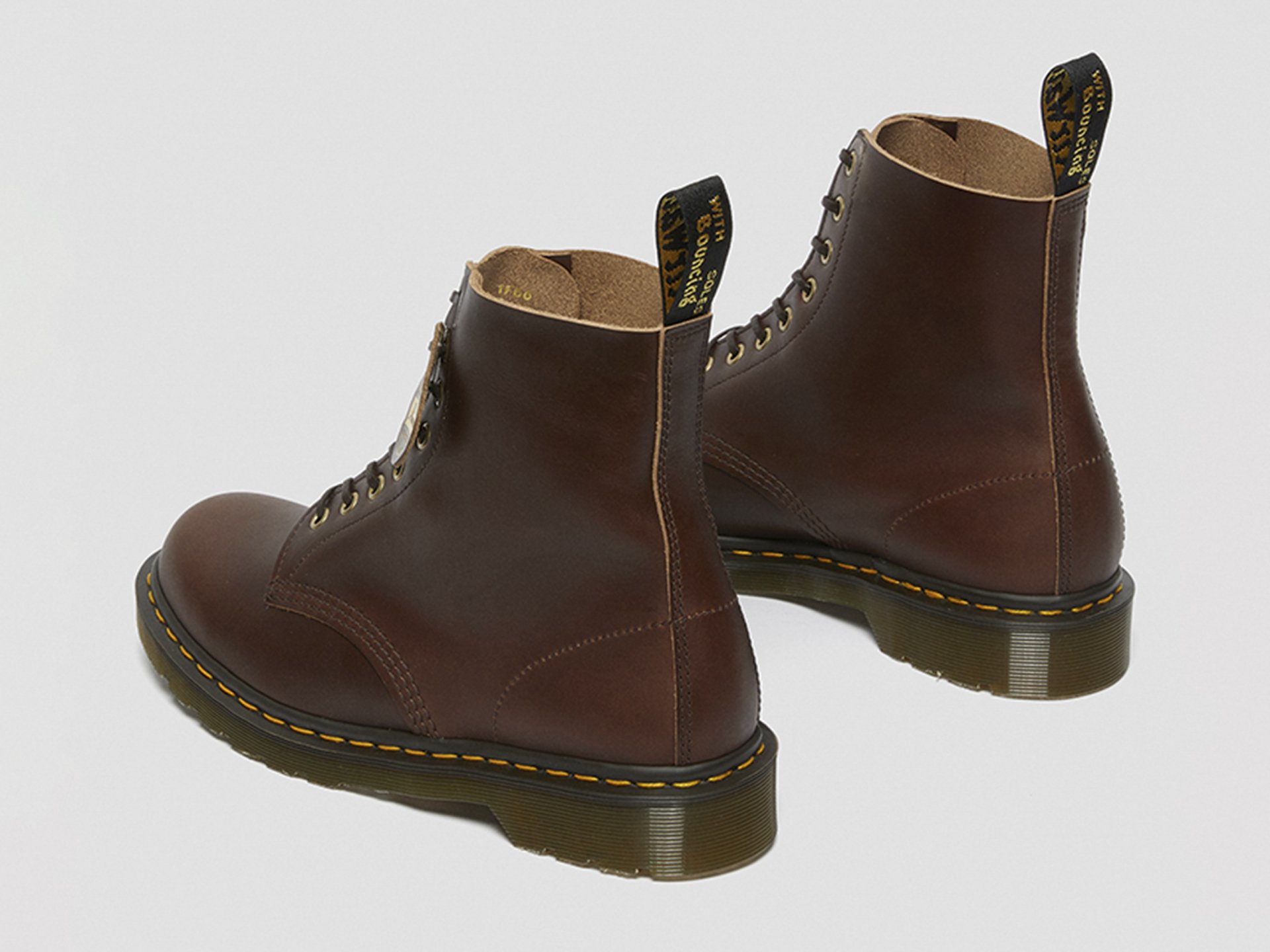 MIE 1460 PASCAL 8HOLE BOOT - Revolution Web Store
