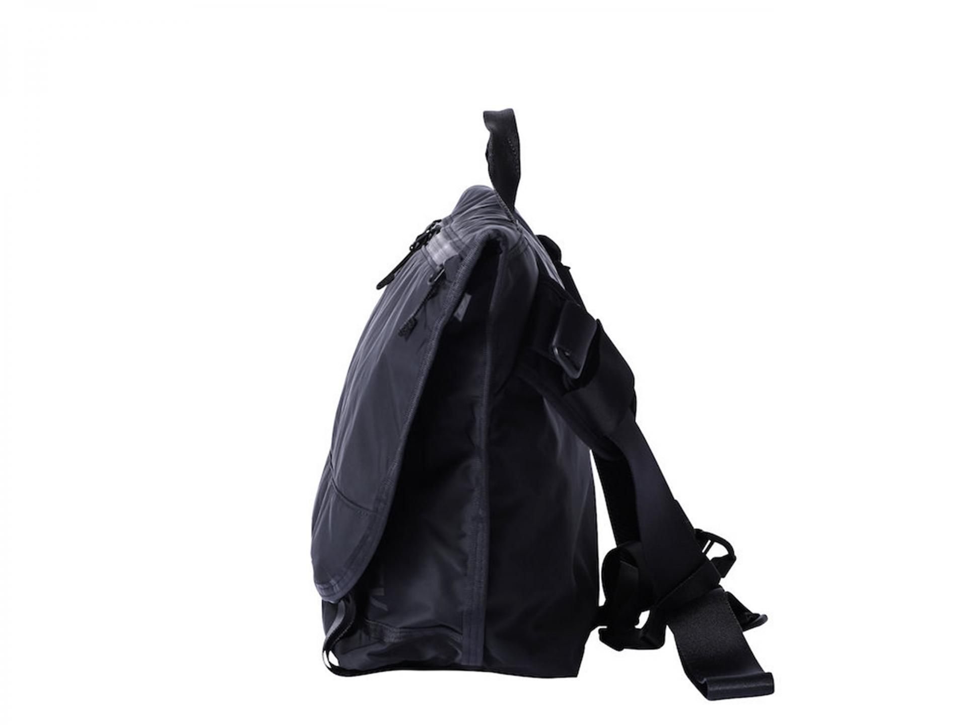 MESSENGER BAG (L)(FRAGMENT) - Revolution Web Store MESSENGER BAG (L)(FRAGMENT) - Revolution Web Store