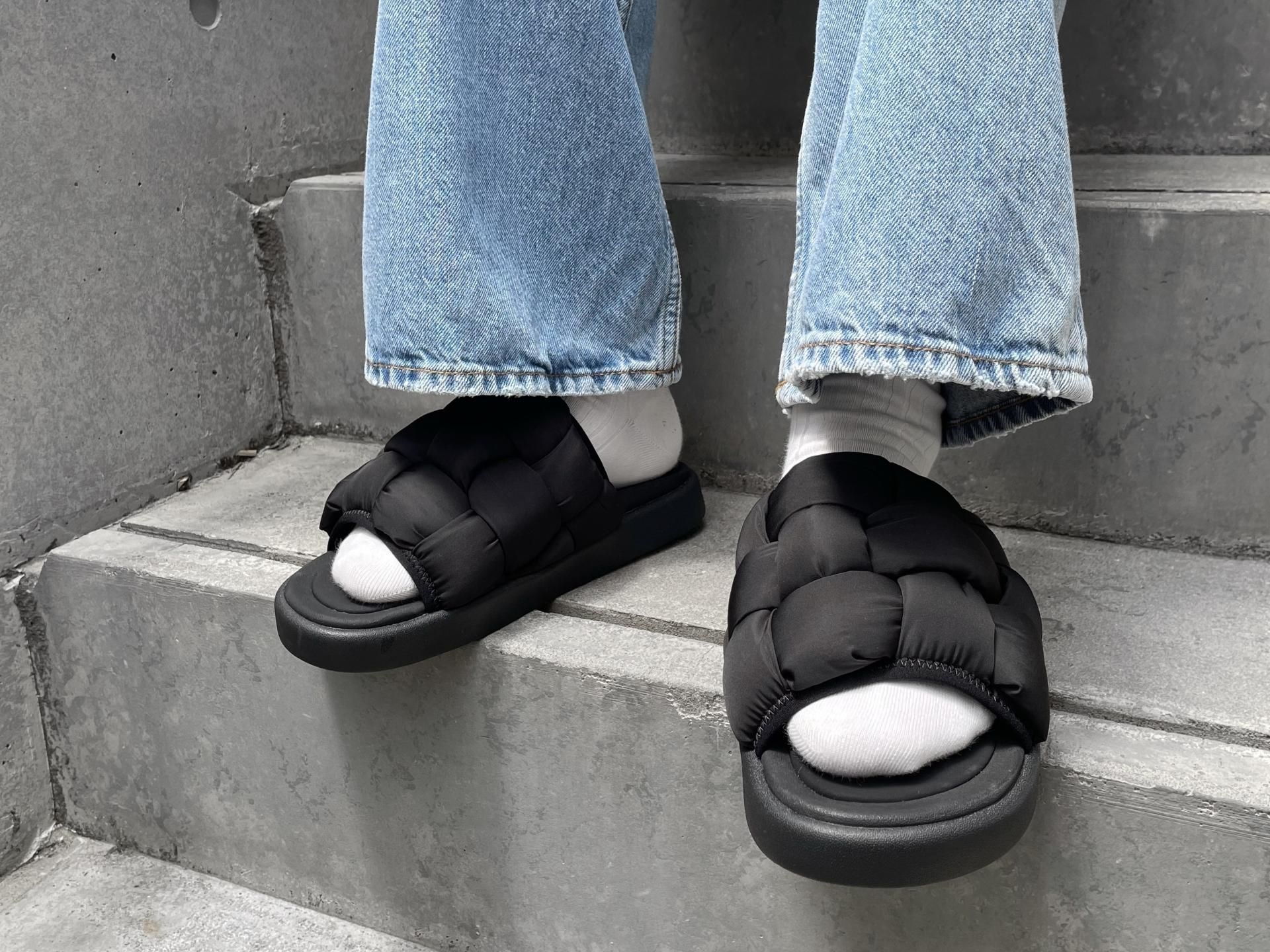 【新品】FOOT INDUSTRY ダウンスリッパ サンダル FOOT INDUSTRY ダウンスリッパ サンダル 【公式通販】