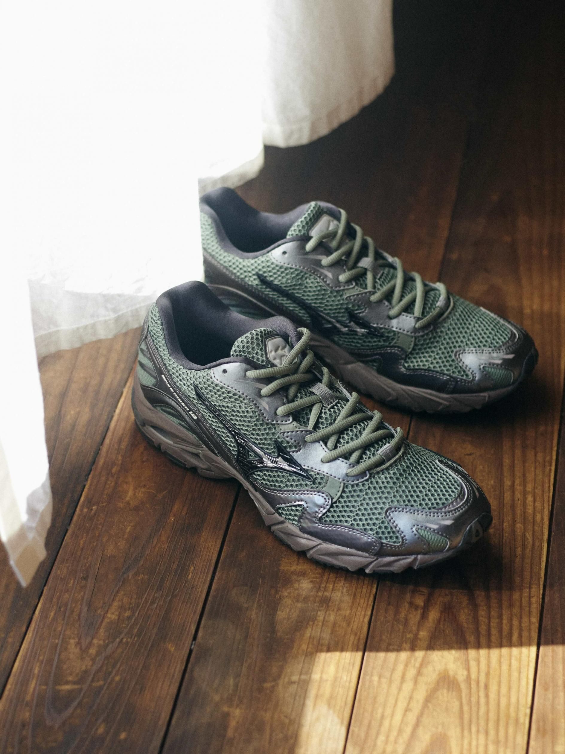 43einhalb-adidas-zx10000-joint