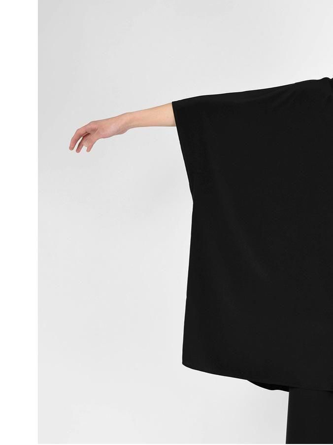 DECHINE SLEEVELESS LONG SHIRT - Revolution Web Store