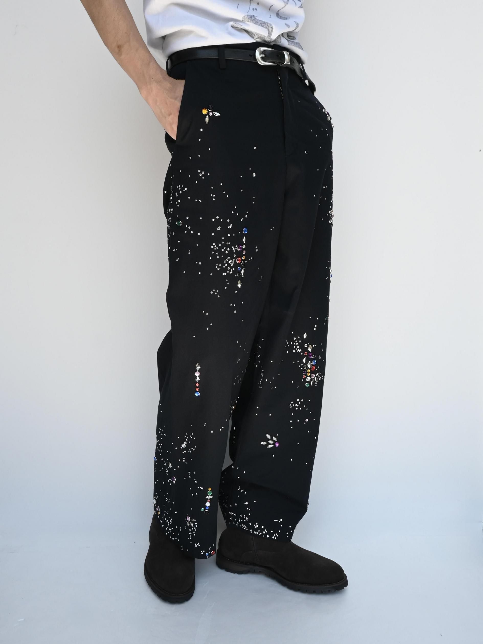 【abeundmor】STUDS STRAIGHT PANTS BOTTOMS – abeundmor.jp