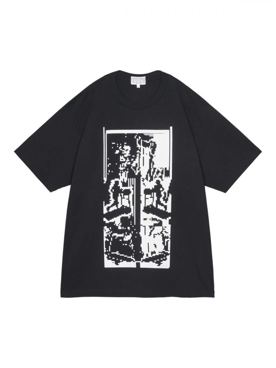 ◤*E様 c.e シーイー　シャツ C.E（シーイー）の「【C.E / シーイー】MD Obligations T（T
