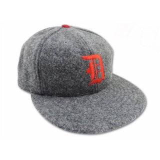RED DOGS /  MELTON BASEBALL CAP (CHARCOAL)