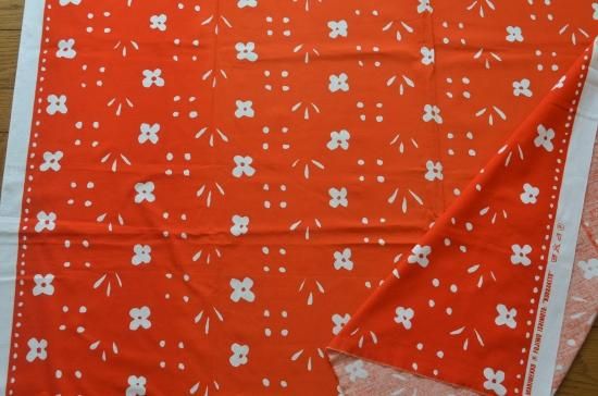 マリメッコ ヴィンテージ ファブリック クッカケト 約148×141 マリメッコ ヴィンテージ ファブリック クッカケト 約148×141cm