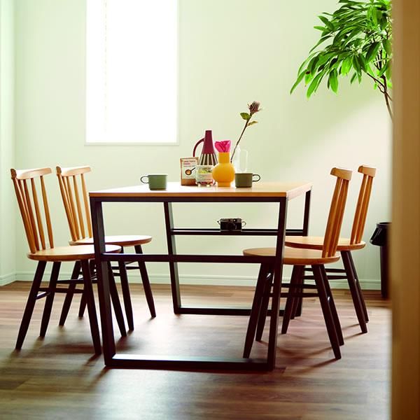 スクエアなデザインが特徴のダイニングテーブル/4人掛 DT-06-140