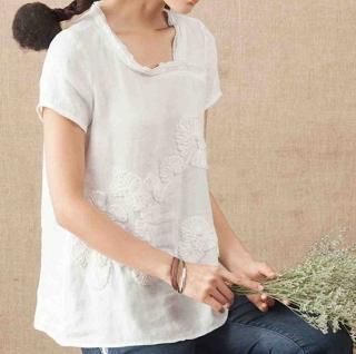 【花梟】半袖ブラウス【即納】【オフホワイト】【サイズ:S】シャツ 立体刺繍飾りAライン 麻素材 クルーネック 無地 カジュアル 送料無料 tk-in8080