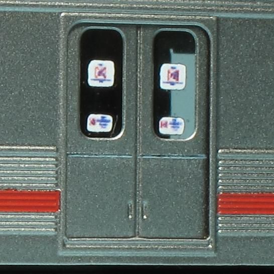 N】TTL856-06A ドア注意・優先席（東急線・イラスト大） - 鉄道