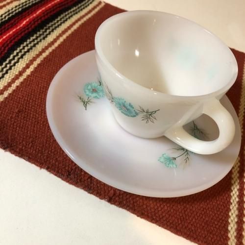 ڸ/USEDFIRE KING  Cup&Saucer ''Bonnie Blue''