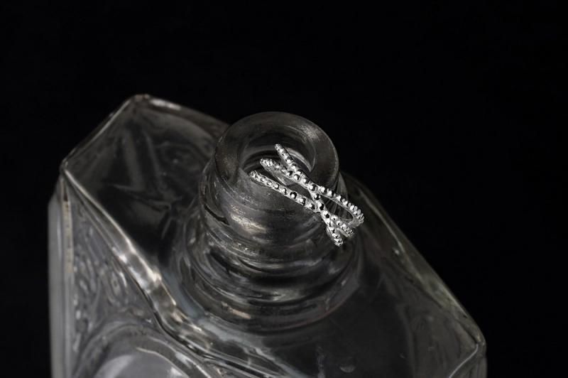 (ear cuff)