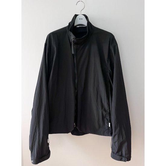 NTN 【エヌティーエヌ】 ASCENT STAND COLLAR PACKABLE JACKET NTN 【エヌティーエヌ】 ASCENT STAND COLLAR PACKABLE JACKET