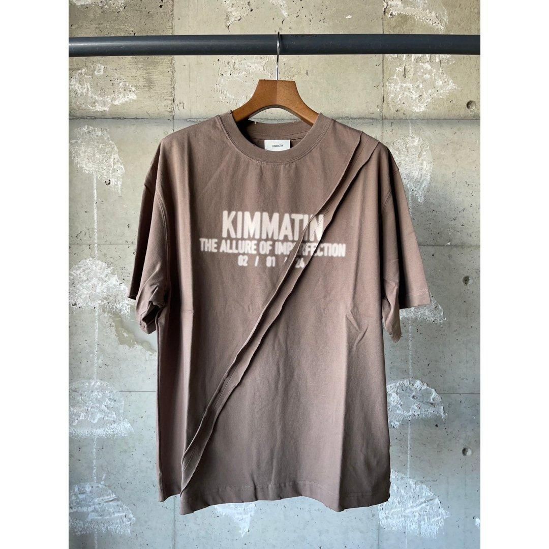 KIMMATIN|ޡƥ DEEP SLIT POINT OVERSIZE LOGO TOP BROWN (KM2434TS008M) 
