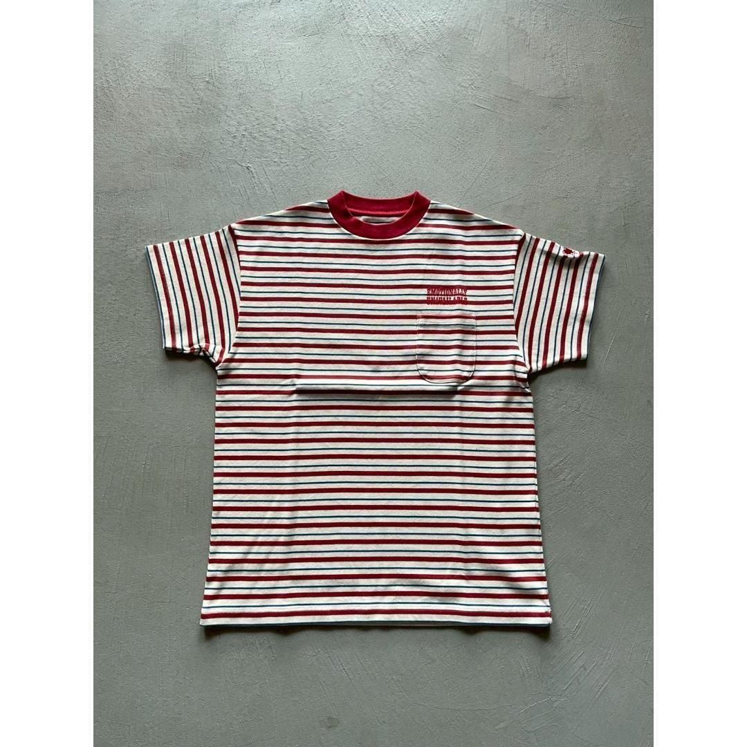 注目■EMOTIONALLY UNAVAILABLE■EU ストライプ S/S Tシャツ EMOTIONALLY UNAVAILABLE SS25 EU STRIPE SS TEE / RED - NUBIAN