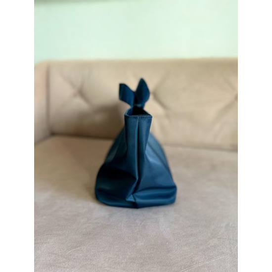 null. 【ヌル】 ボートシェイプナイロンバッグ NAVY (153WGB254302)