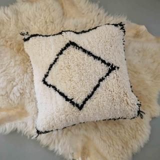 ベニワレン(モロッコ) - inie japan | ギャッベやキリムなどの手織絨毯