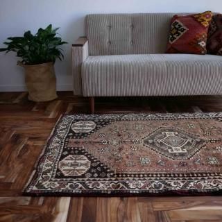Shiraz -カシュガイ族- - inie japan | ギャッベやキリムなどの Shiraz -カシュガイ族- - inie japan | ギャッベやキリムなどの