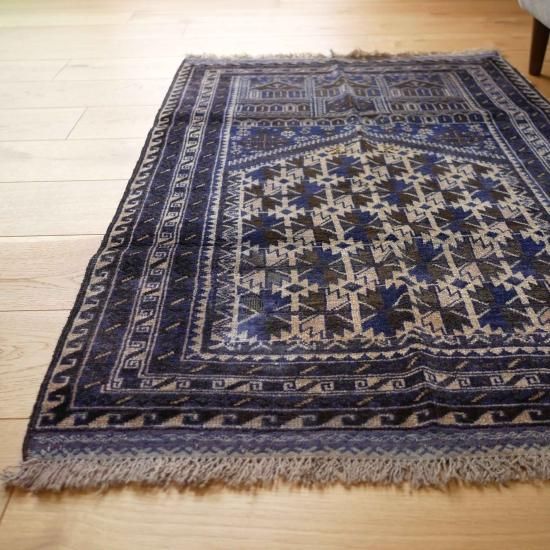 青と紫のはざまバルーチ142×88cm【送料無料】 - inie japan