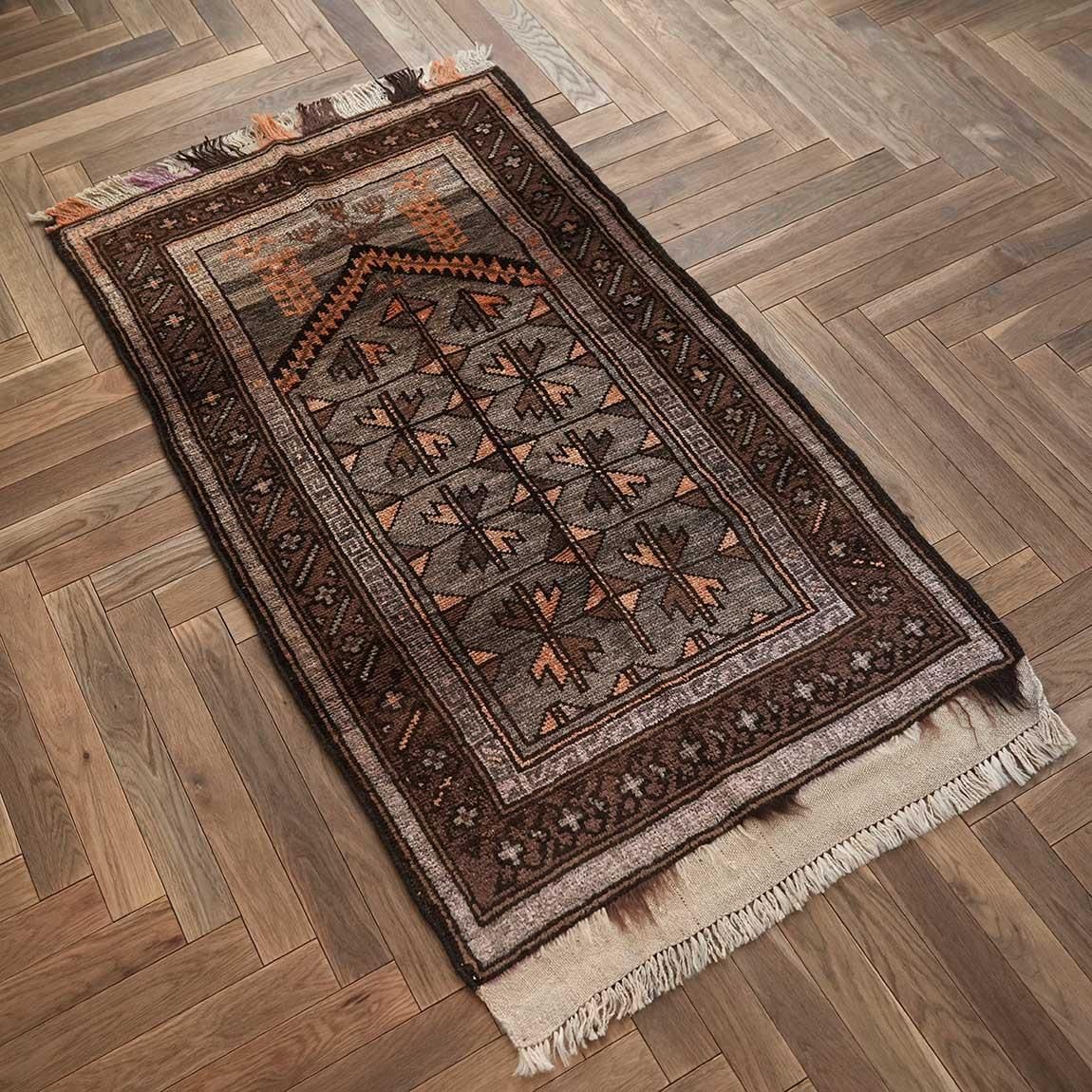 落ち葉バルーチ128×73cm【送料無料】 - inie japan | ギャッベや 落ち葉バルーチ128×73cm【送料無料】 - inie japan | ギャッベや