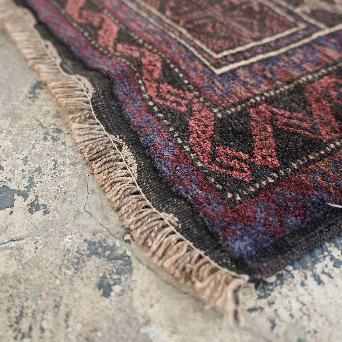 魅惑の赤紫バルーチ141×81cm【送料無料】 - inie japan 魅惑の赤紫バルーチ141×81cm【送料無料】 - inie japan