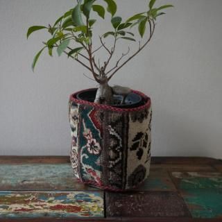 <img class='new_mark_img1' src='https://img.shop-pro.jp/img/new/icons14.gif' style='border:none;display:inline;margin:0px;padding:0px;width:auto;' />Heloise إ<br>ơ饰ݥå<br>20H20cm<br>̵
