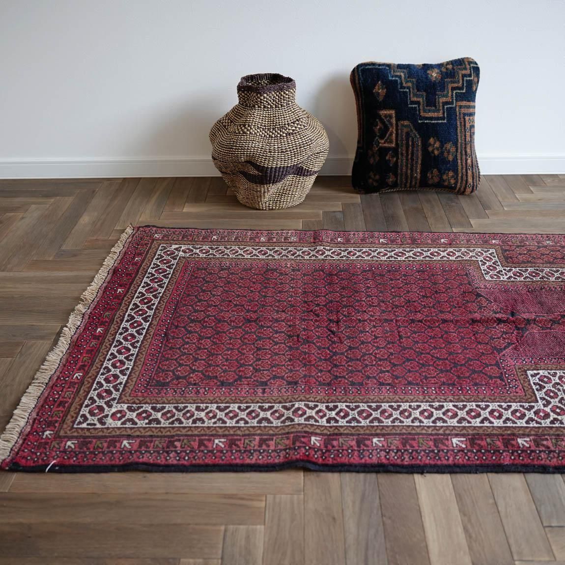 赤面バルーチ146×85cm【送料無料】 - inie japan | ギャッベやキリム