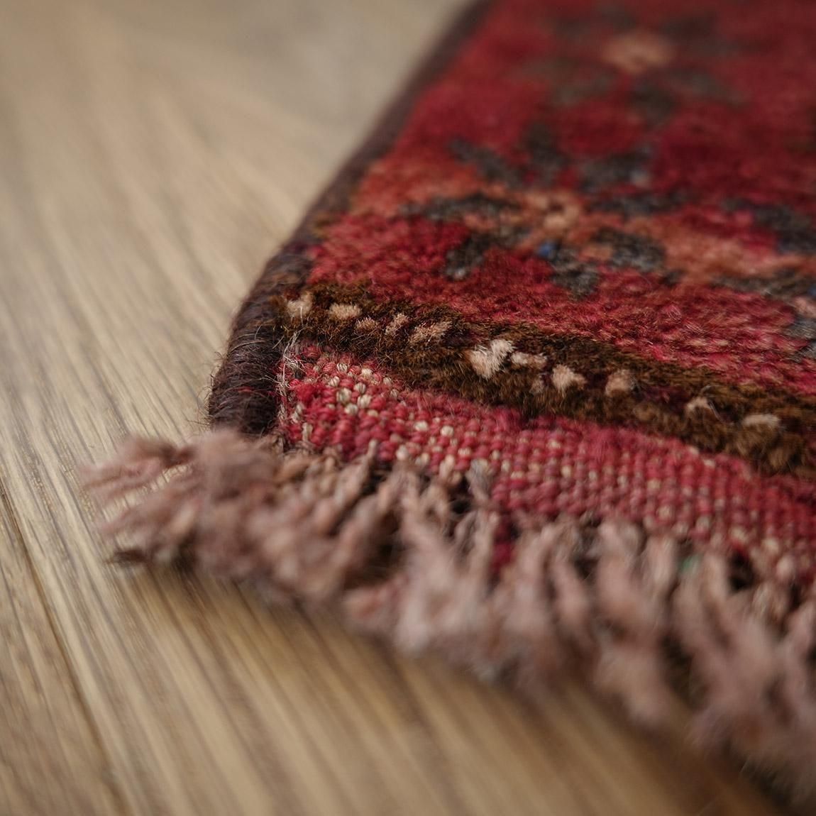 小さめで魅せるバルーチ43×50cm【送料無料】 - inie japan | ギャッベ