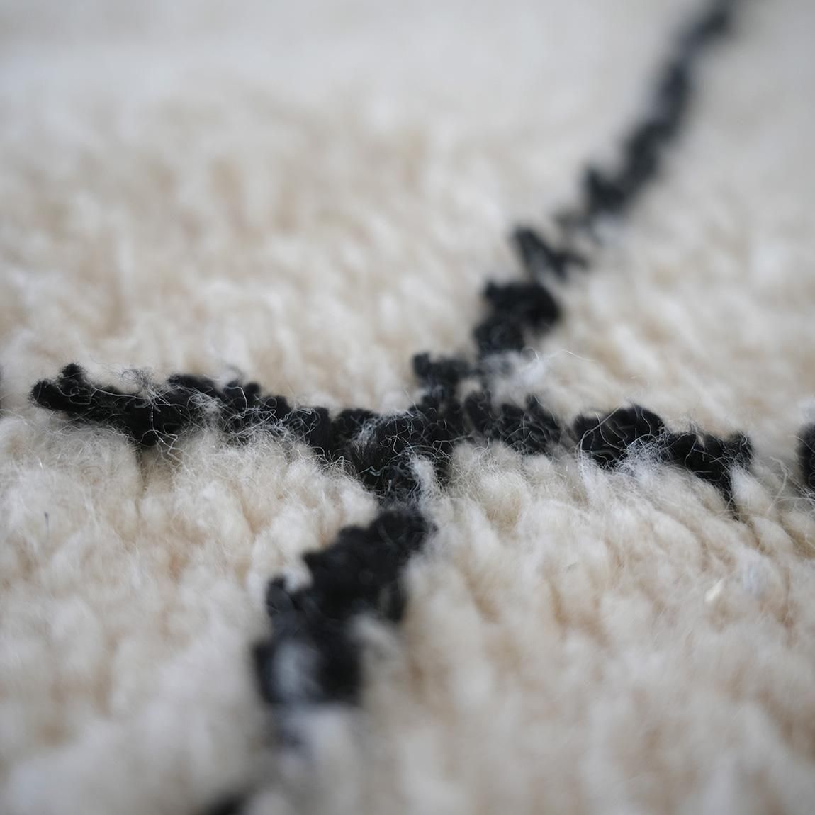 落ち着きあるグレーベースベニワレン252×160cm【送料無料】 - inie