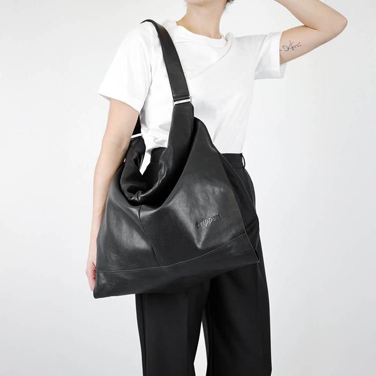 trippen 黒 レザートートバッグ 好きな表情を楽しめるバッグ】- トリッペン Oblo Big black