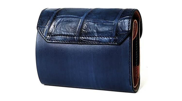 MOTO W10NC ハンドダイ・ヌメクロコ コンパクトウォレット (NAVY)