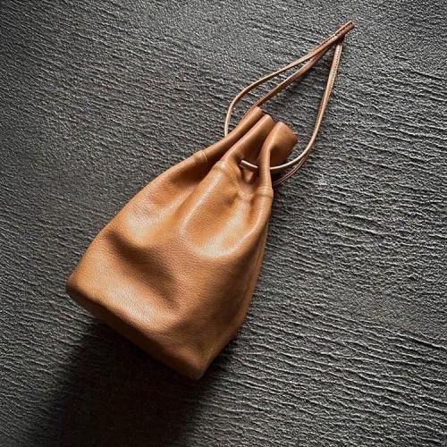 MOTO BAG70 ȥ쥶ݡ(NATURAL) ʥ ()  (ǥ)  <img class='new_mark_img2' src='https://img.shop-pro.jp/img/new/icons14.gif' style='border:none;display:inline;margin:0px;padding:0px;width:auto;' />