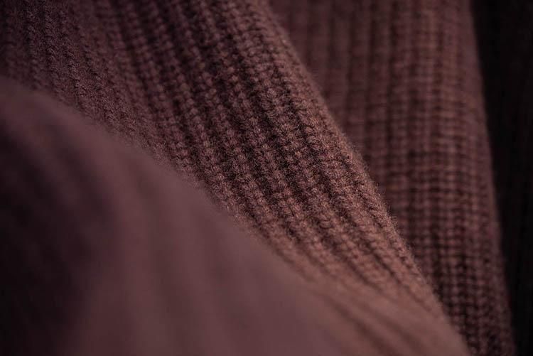 Johnstons of Elgin カシミア100% タートルネックニット バーガンディ