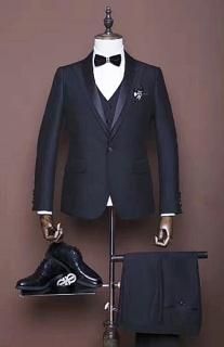 tuxedoNo17