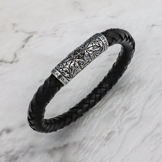 ֥쥤ǥåɡ쥶֥쥹åȡʥ֥å : Braided Leather Bracelet (Black)