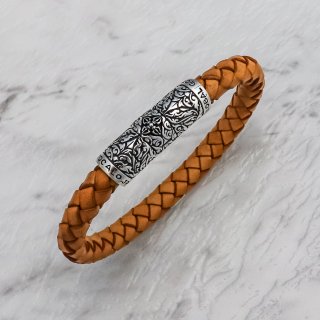 ֥쥤ǥåɡ쥶֥쥹åȡʥ֥饦 : Braided Leather Bracelet (Brown)