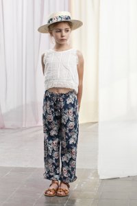 TOCOTO VINTAGE FLOWERS TROUSERS<img class='new_mark_img2' src='https://img.shop-pro.jp/img/new/icons23.gif' style='border:none;display:inline;margin:0px;padding:0px;width:auto;' />