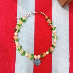 <img class='new_mark_img1' src='https://img.shop-pro.jp/img/new/icons14.gif' style='border:none;display:inline;margin:0px;padding:0px;width:auto;' />FLOWER GREEN Necklace 
