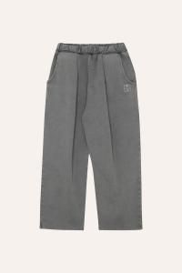 <img class='new_mark_img1' src='https://img.shop-pro.jp/img/new/icons14.gif' style='border:none;display:inline;margin:0px;padding:0px;width:auto;' />THE CAMPAMENTO LIGHT GREY TROUSERS