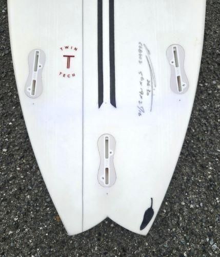 チリ BV2 EPS ツインテック サーフボード 楽天市場】CHILLI チリ BV2 TWIN TECH ビーブイツー ツイン