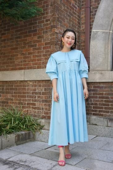 【良品】Christian Dior ロングワンピース ブルー M DIOR直営】23CRUISE 稀少 ベルト付き ロングドレス (Dior/ワンピース